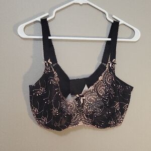 Black and Pink Lace Full-Coverage Bra with Adjustable Straps